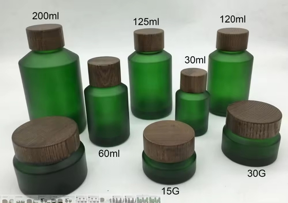30g, 50g, 15ml, 30ml, 60ml, 120ml, garrafa verde de vidro congelado com tampa de parafuso de madeira